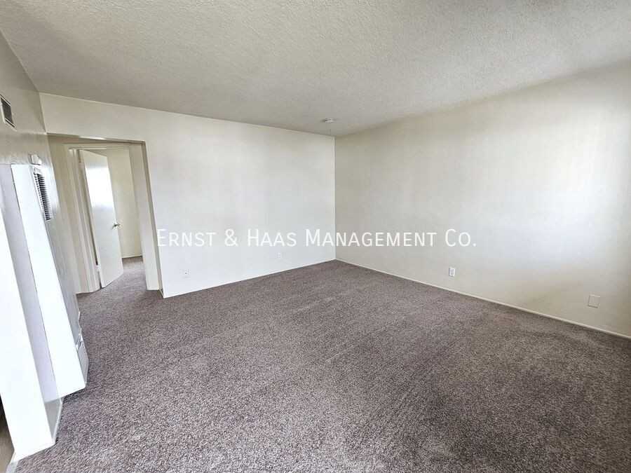 9119 Rose St #08 - Photo 3 of 10