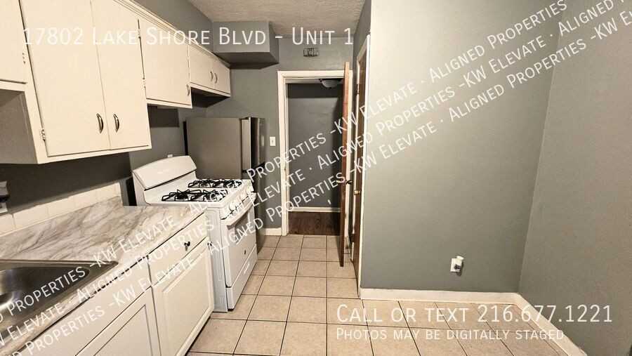 17802 Lake Shore Blvd #1 - Photo 3 of 15