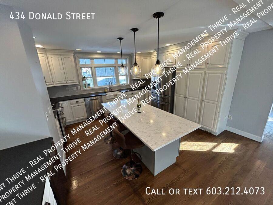 434 Donald St - Photo 4 of 19