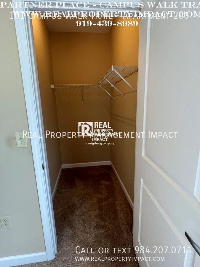 101 Campus Walk Trl #200 - Photo 7 of 36