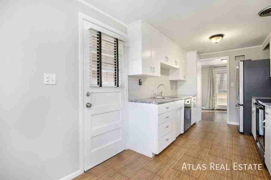 7535 Briar Dr - Photo 7 of 17