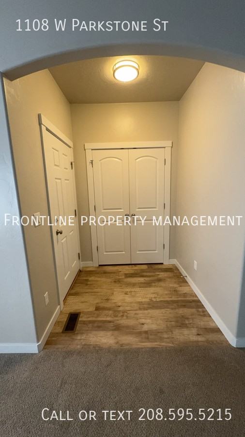 1108 W Parkstone St - Photo 4 of 20