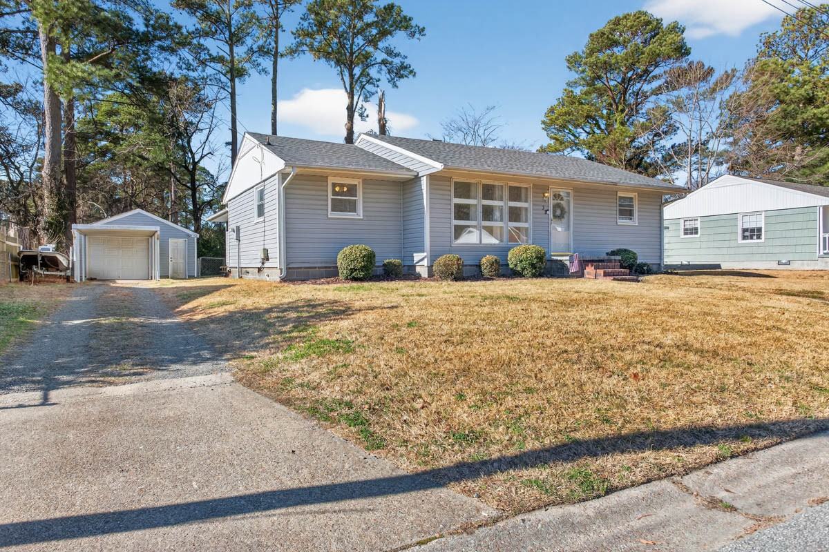 32 Warrent Dr #1 - Photo 2 of 29