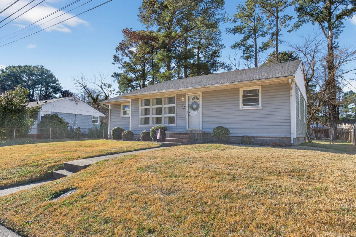 32 Warrent Dr #1 - Photo 3 of 29