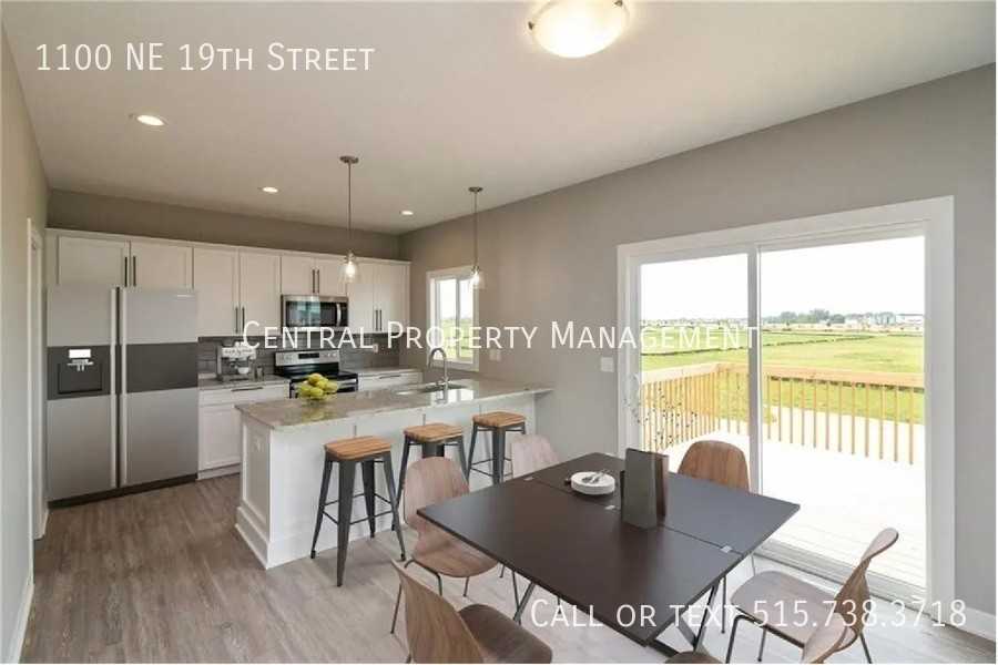 1100 Ne 19th St - Photo 7 of 19