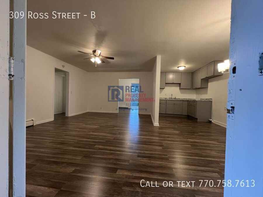 309 Ross St Ne #B - Photo 4 of 22