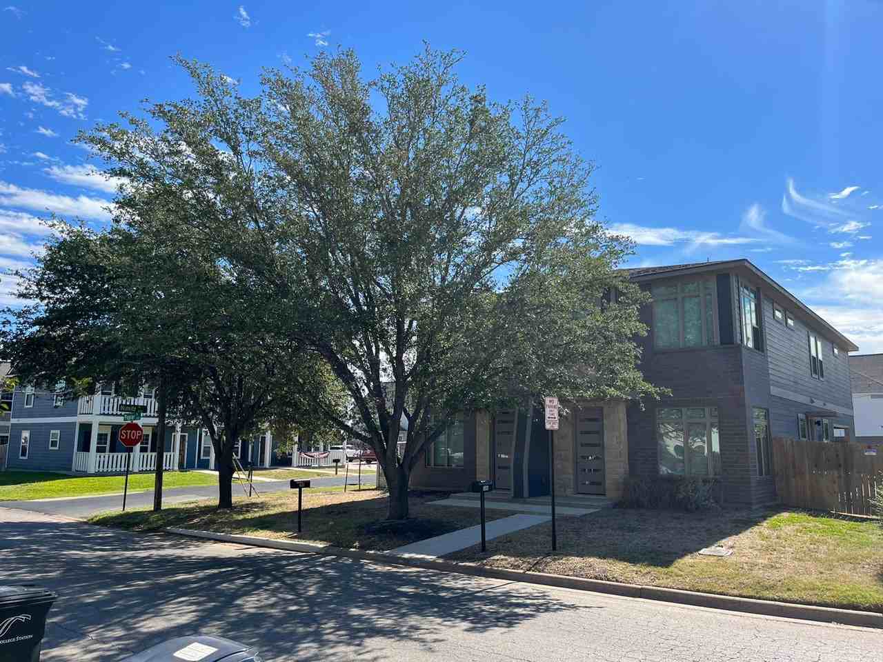 308 Poplar A - 1 #1 - Photo 4 of 32