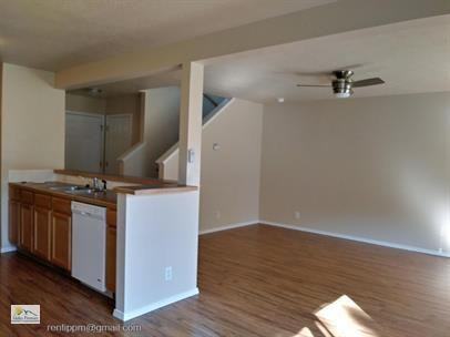 2200 S Phillippi St #1 - Photo 5 of 12