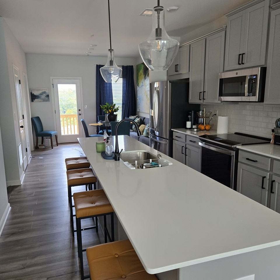 347 Skylar Ct Se #347 - Photo 4 of 9