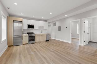 1548 W Juneway Ter #2B - Photo 1 of 1