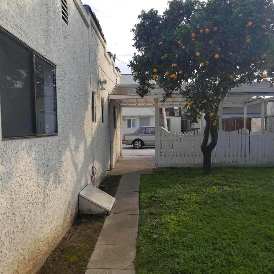 1032 W 103rd St #NA - Photo 2 of 17