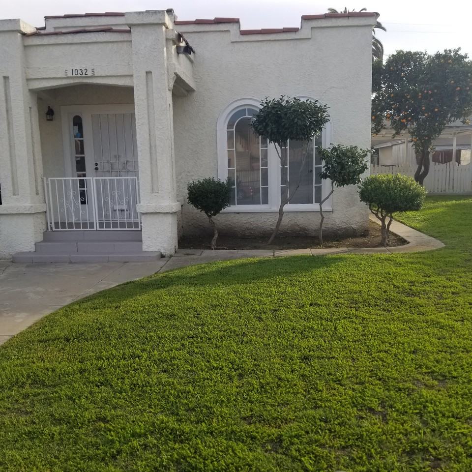 1032 W 103rd St #NA - Photo 4 of 17