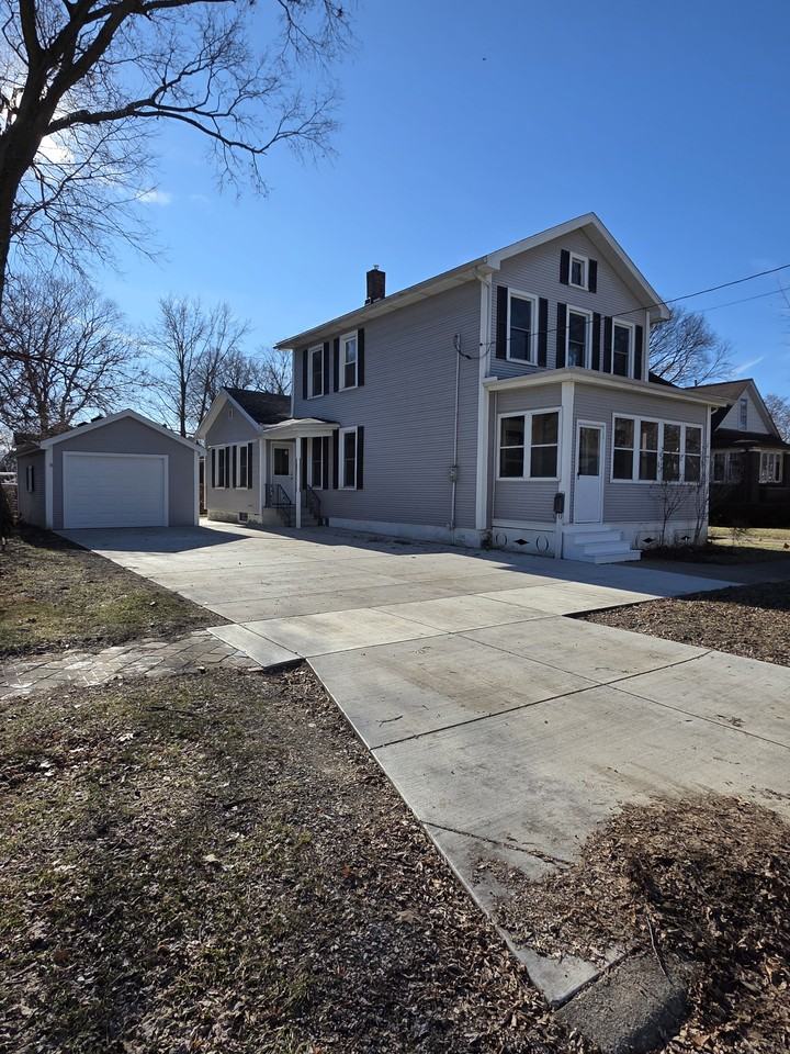 717 W Main St #NA - Photo 2 of 21