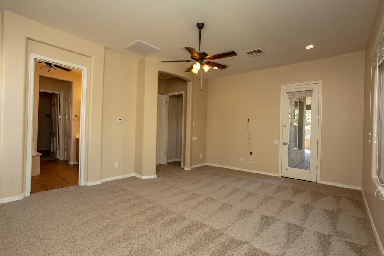 5610 W Desperado Way #NA - Photo 5 of 9