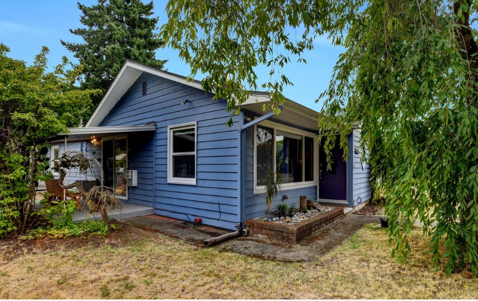 4006 Se 74th Ave #NA - Photo 2 of 12