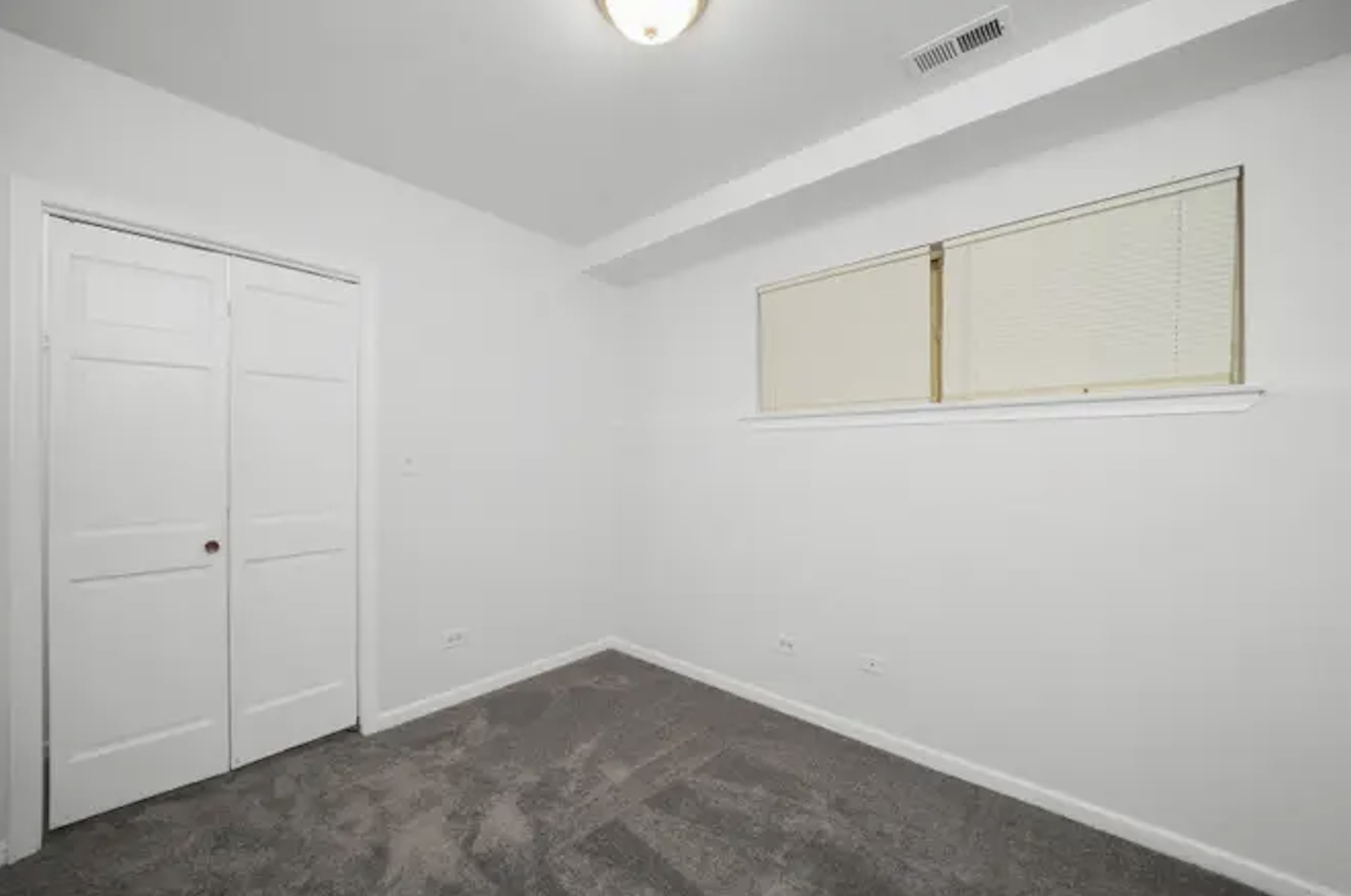 3343 W Warren Blvd #2 - Photo 4 of 9