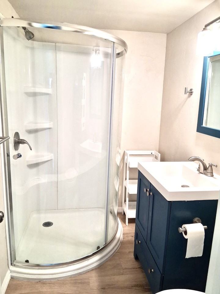 1246 Oak St #NA - Photo 6 of 18