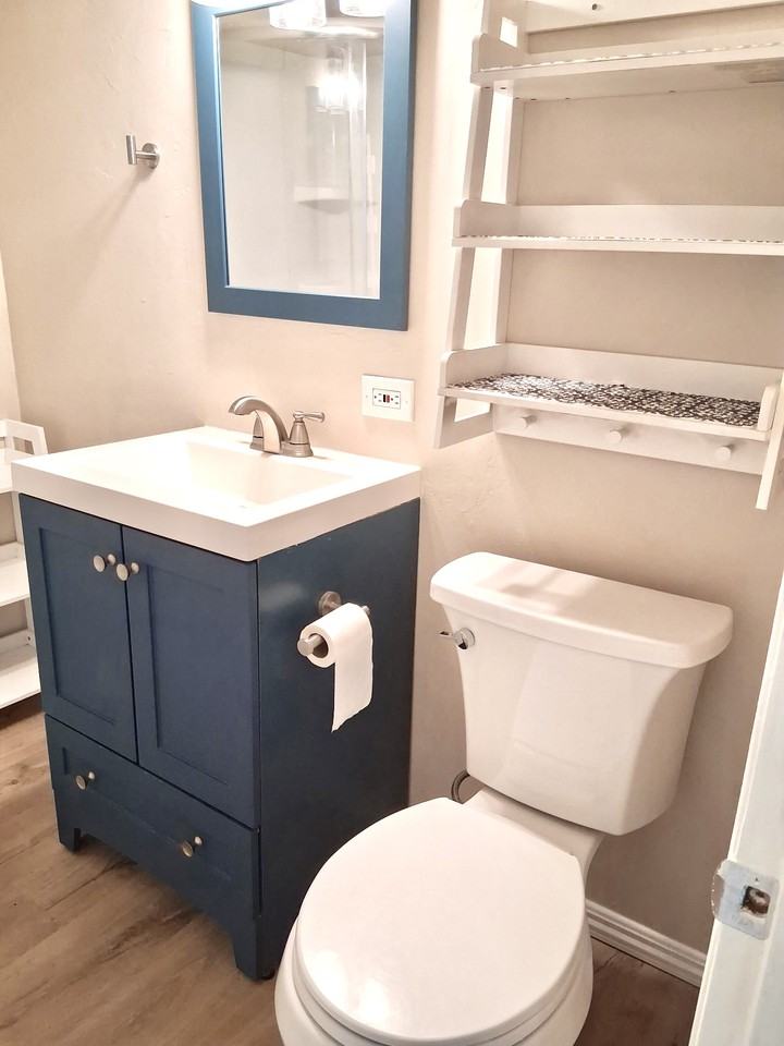 1246 Oak St #NA - Photo 7 of 18