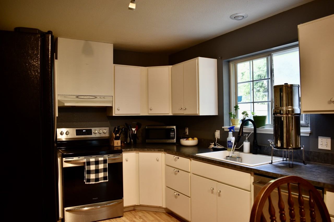 704 N Polk St #1 - Photo 3 of 8