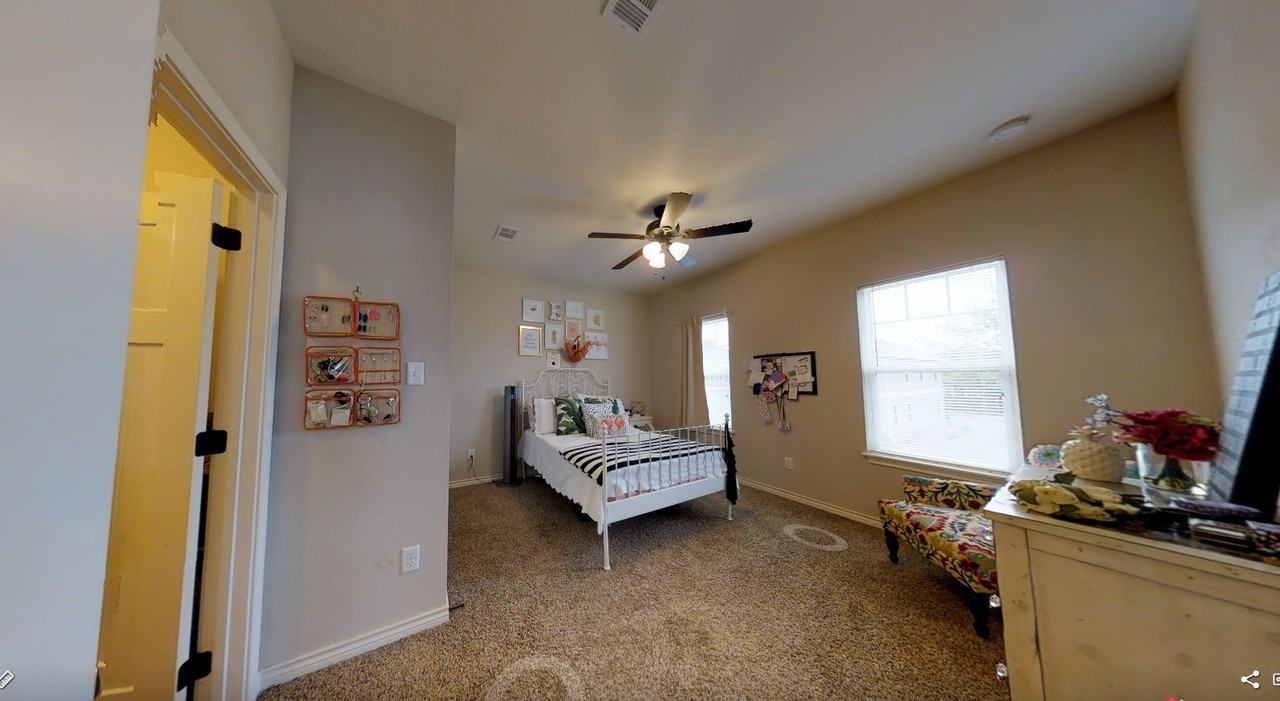 1112 Oney Hervey Dr #1 - Photo 5 of 15