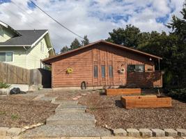 featured image of 1008 S Harrison St #3