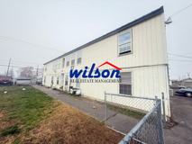 627 N 6th Ave - Photo 1 of 1