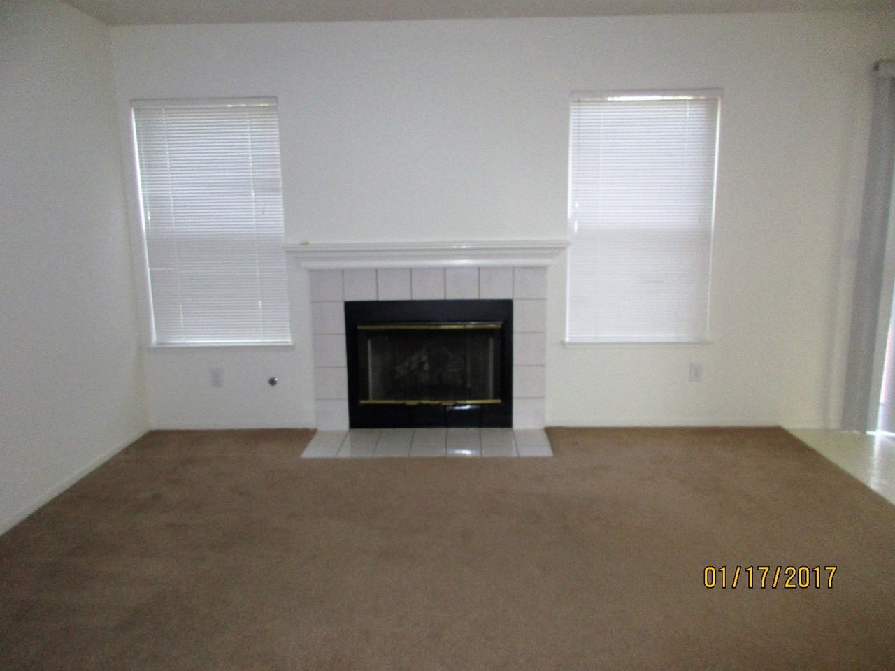 3025 Staples Ranch Dr - Photo 4 of 11