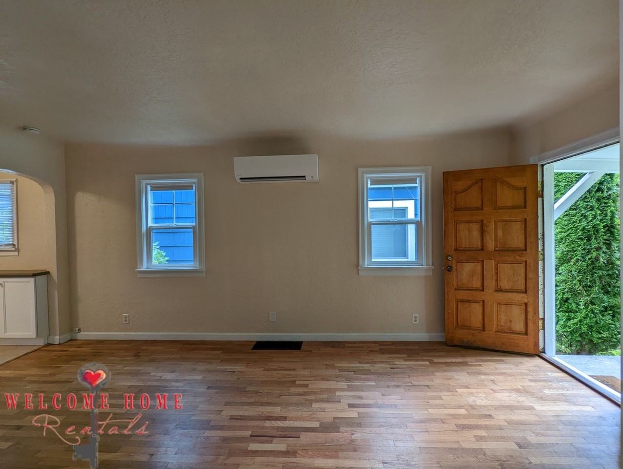 1314 Eastside St Ne - Photo 3 of 35