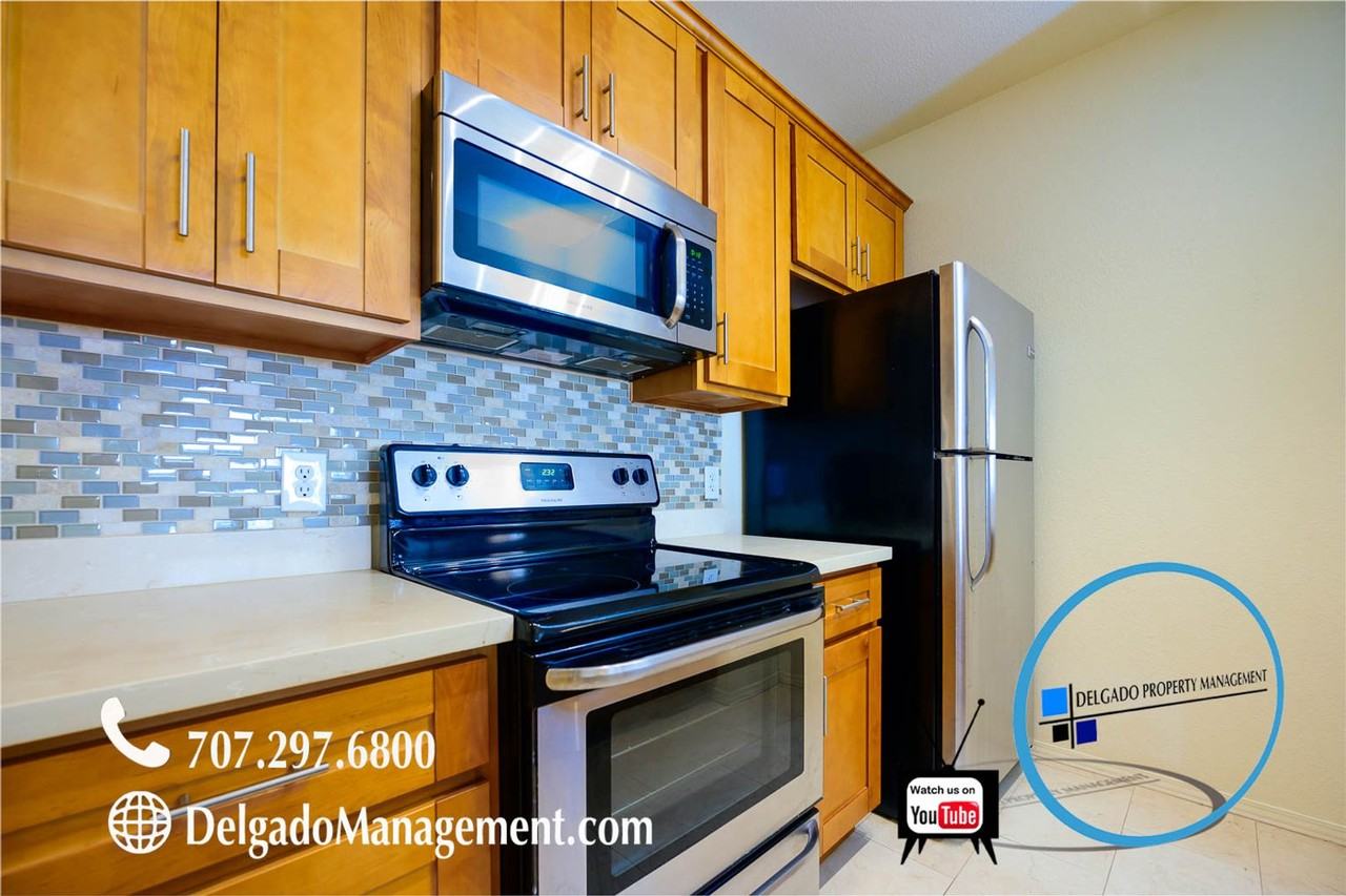 1201 Glen Cove Pkwy #707 - Photo 6 of 22