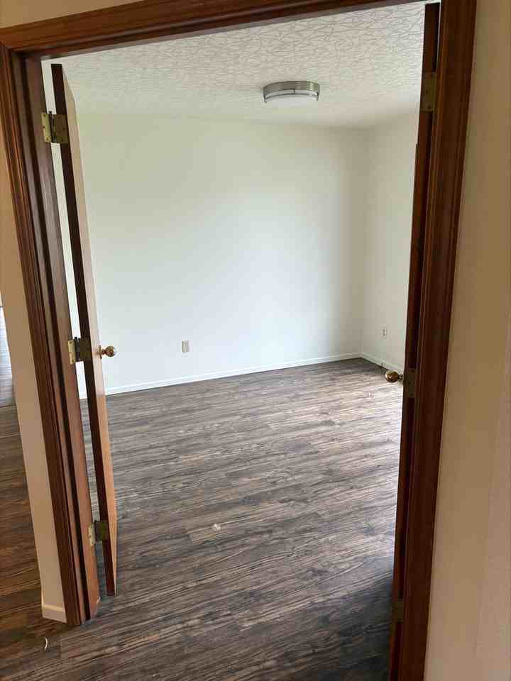 12909 Nw 40th Ave - Photo 6 of 33