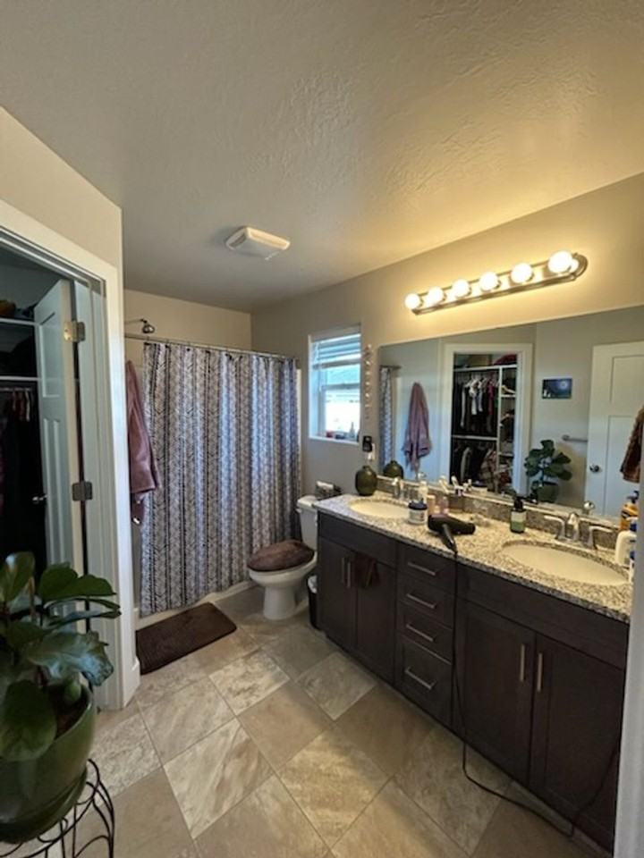 1587 S West Topaz Dr #D - Photo 7 of 10