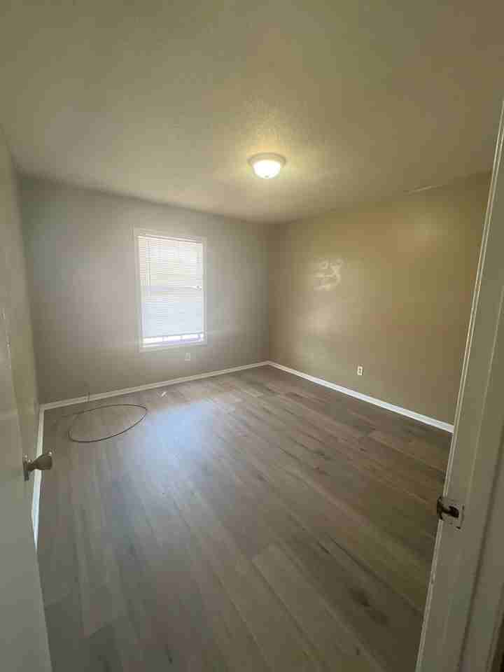 2306 Fasske St #4 - Photo 4 of 7