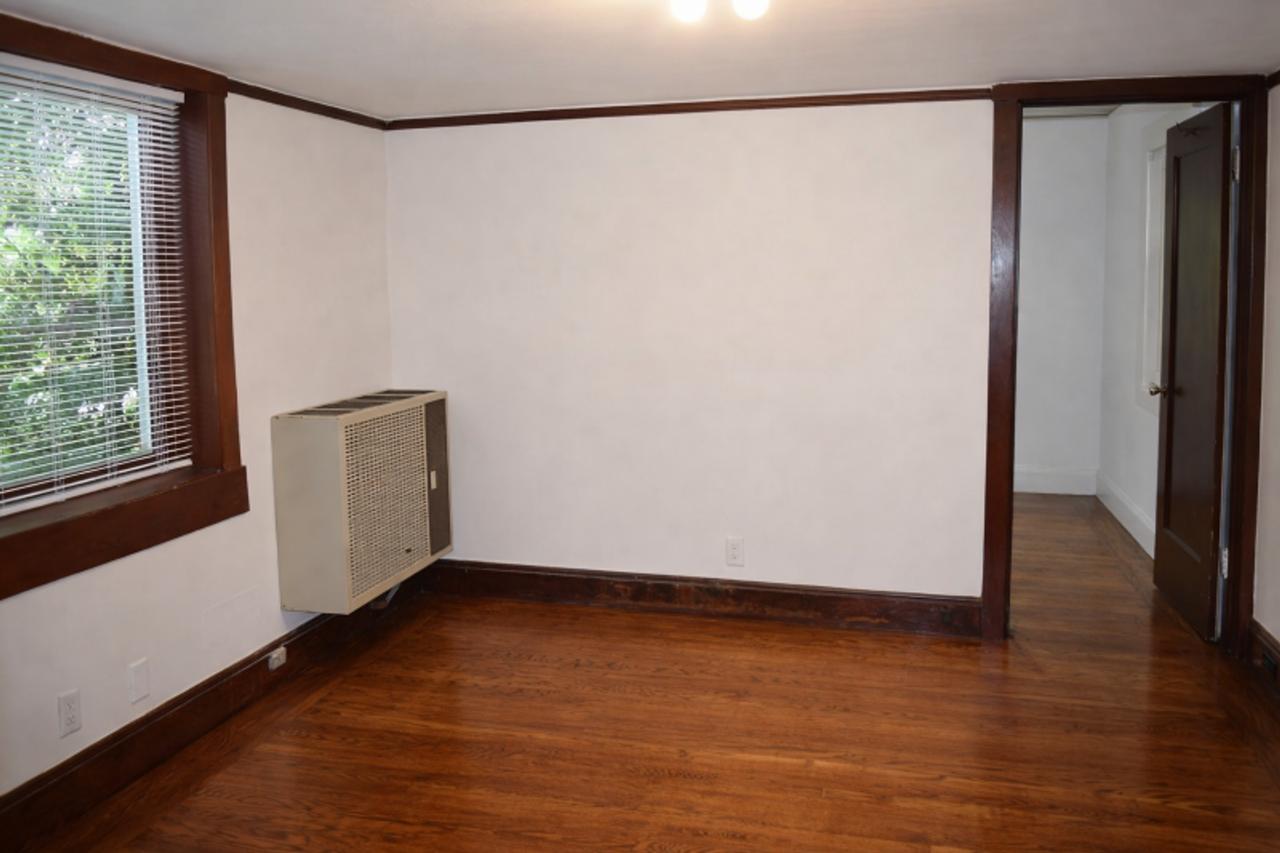 72 Girard Ave - Photo 6 of 9