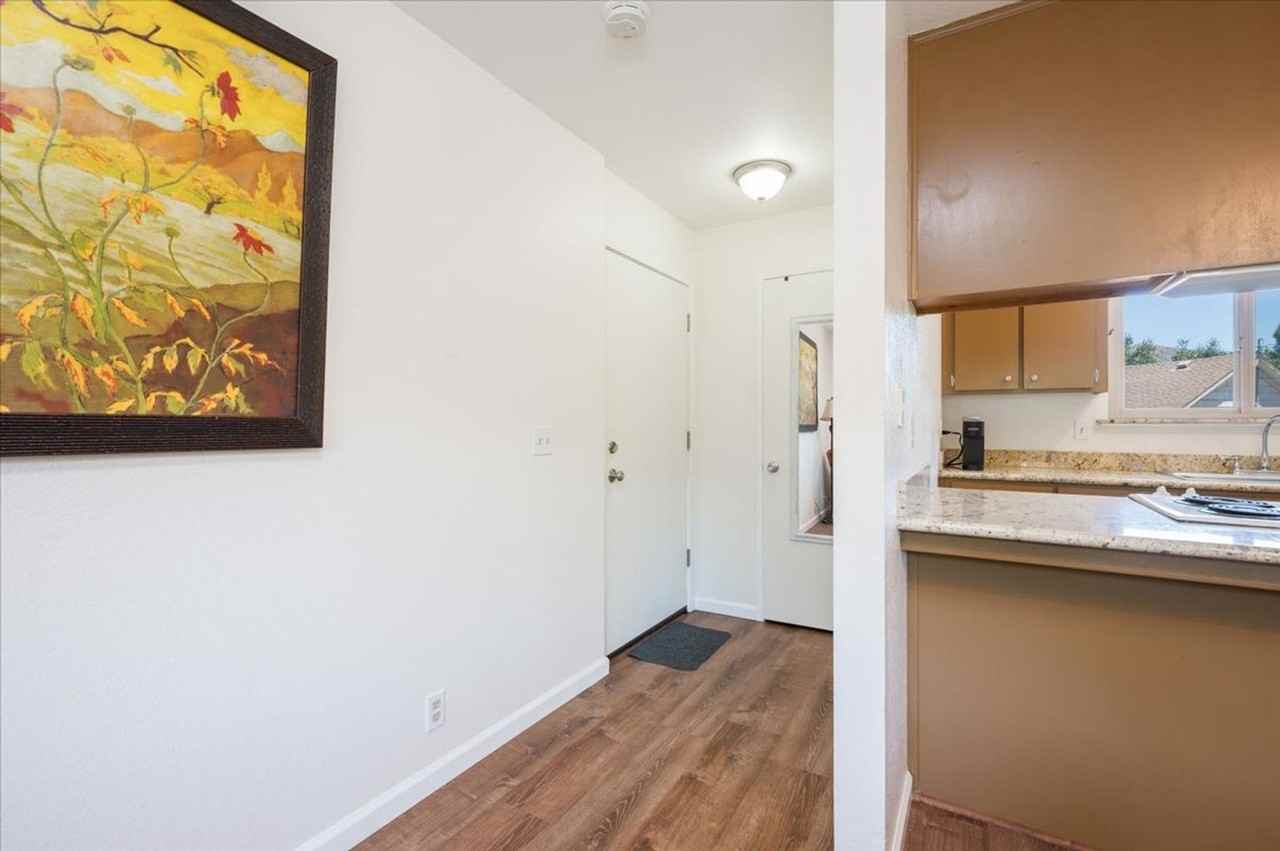 1416 San Luis Dr - Photo 3 of 10