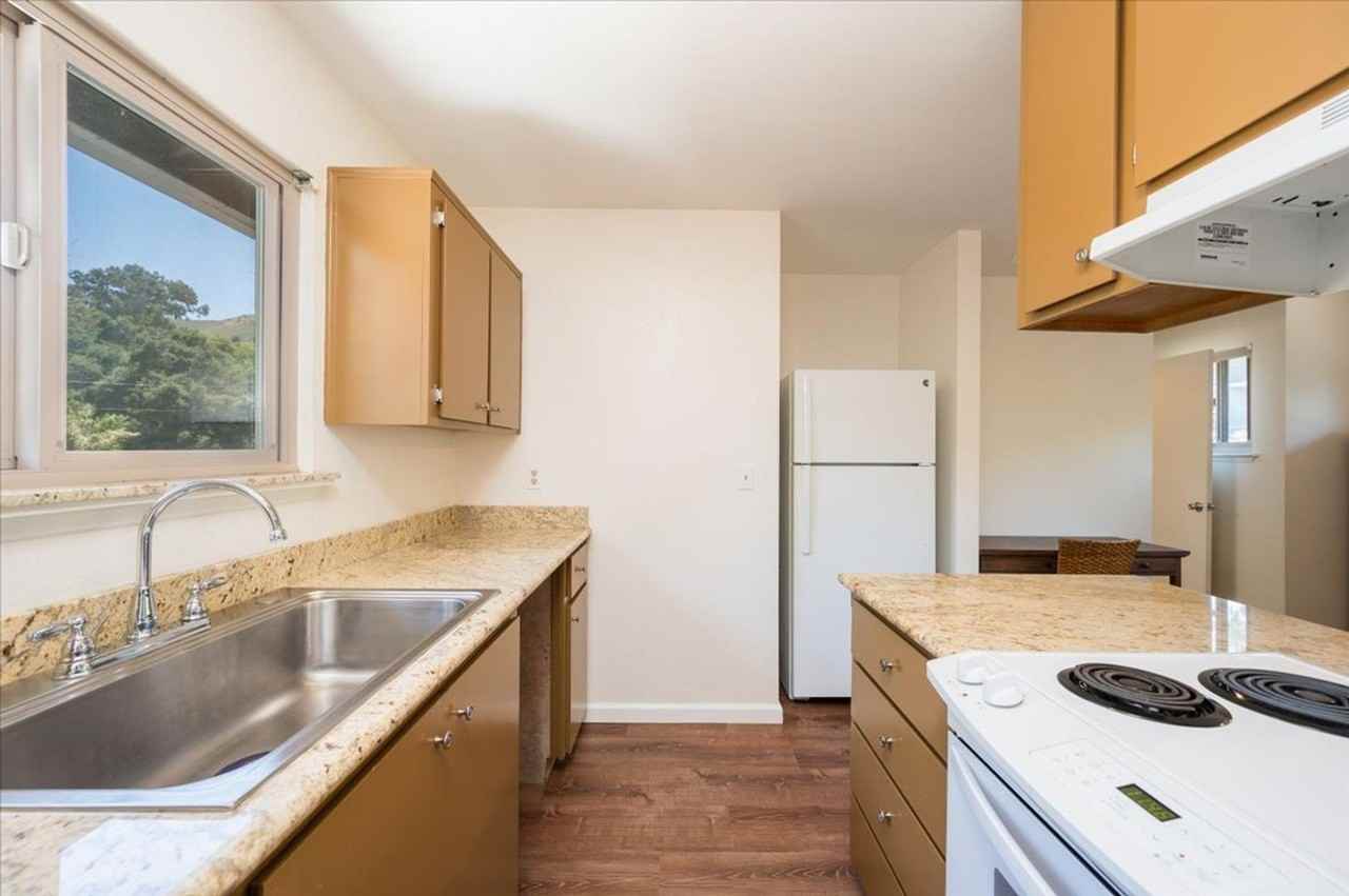 1416 San Luis Dr - Photo 7 of 10