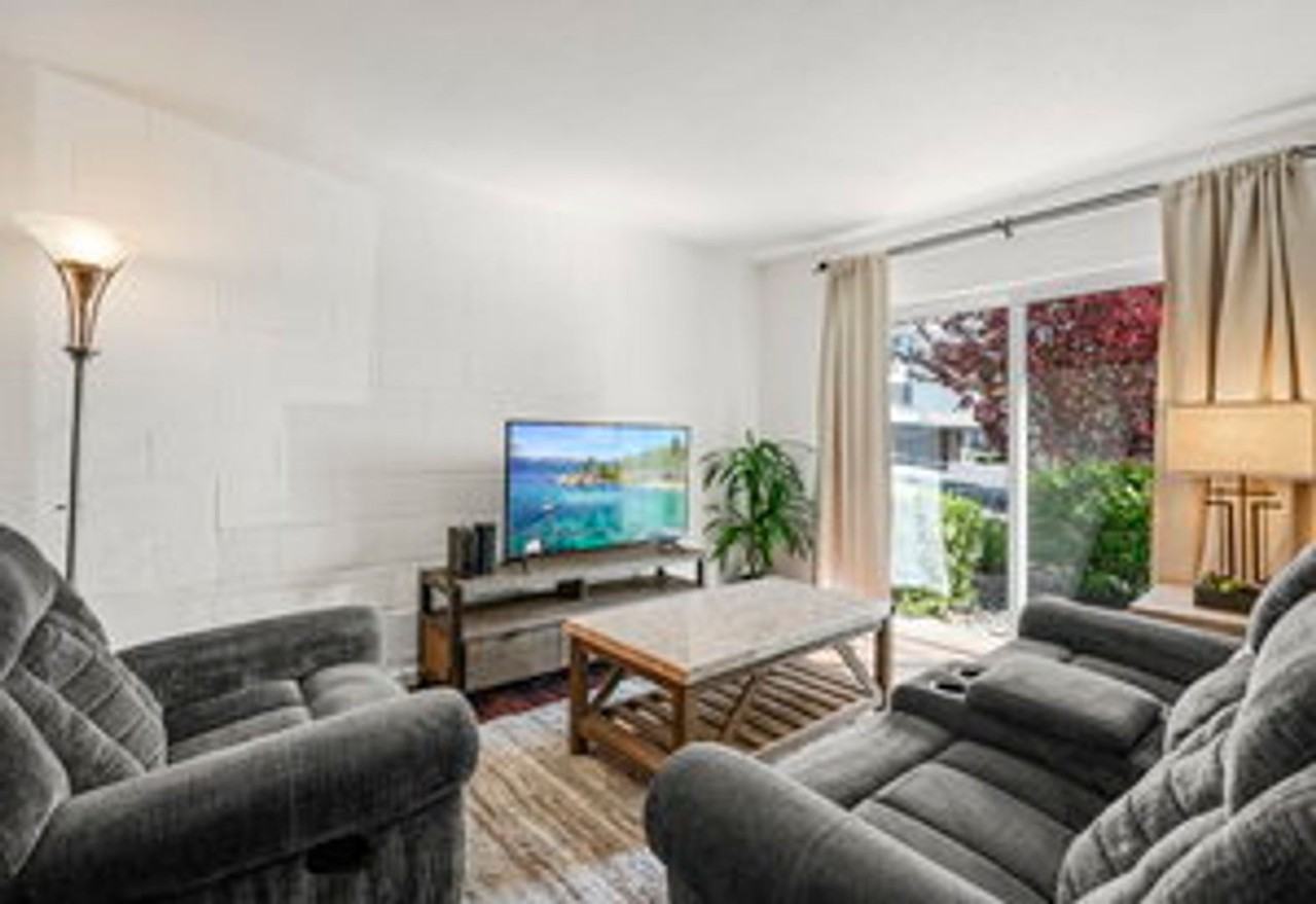 3905 Covington Way #A - Photo 5 of 28