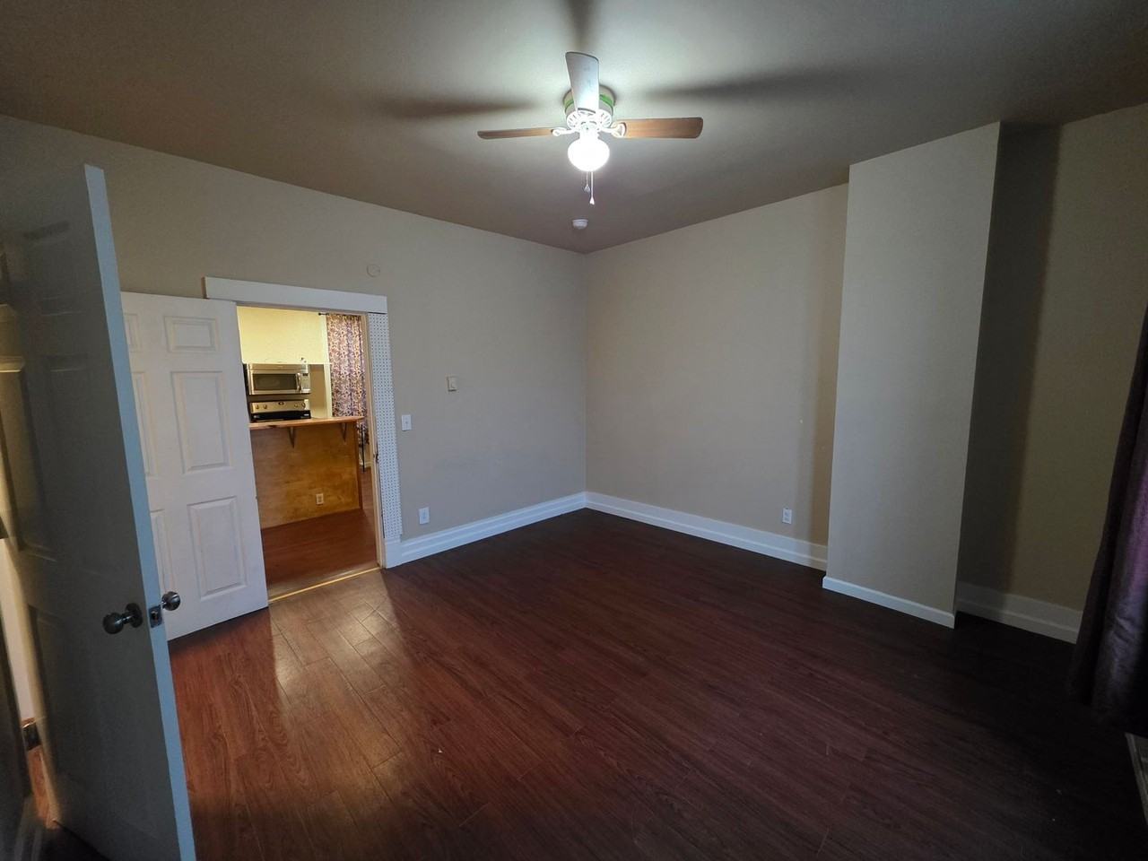 217 E Pacific Ave - Photo 6 of 18