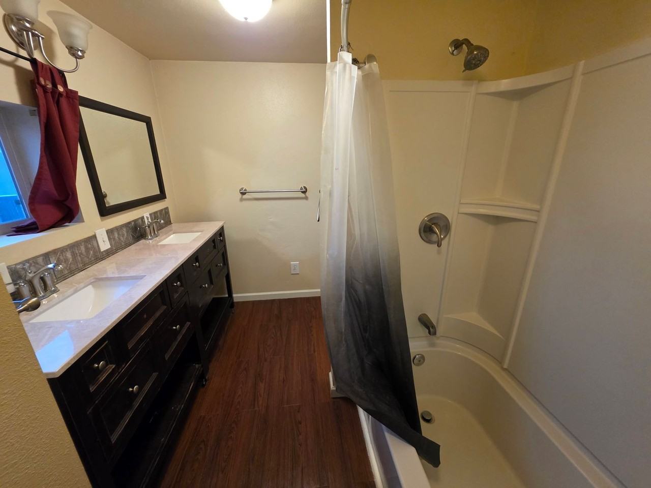 217 E Pacific Ave - Photo 7 of 18