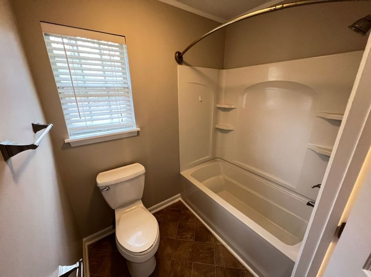 416 Devlin Pl - Photo 6 of 11