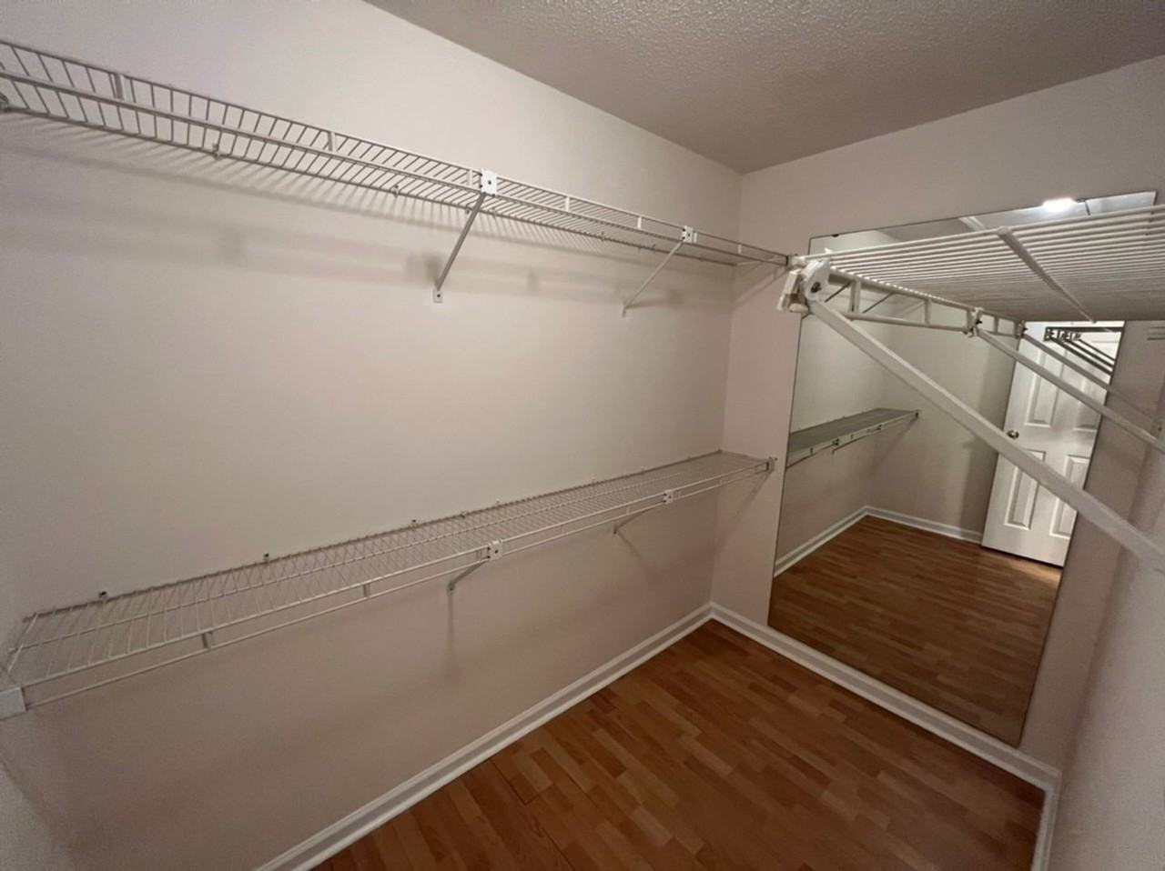 416 Devlin Pl - Photo 7 of 11