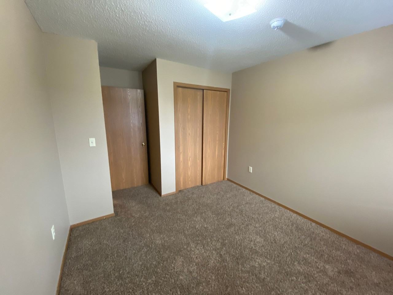 Quail Hollow Townhomes - Photo 2 of 19