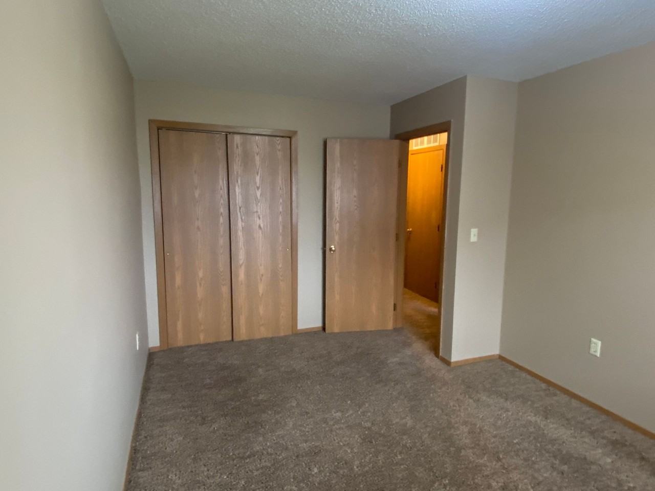 Quail Hollow Townhomes - Photo 3 of 19