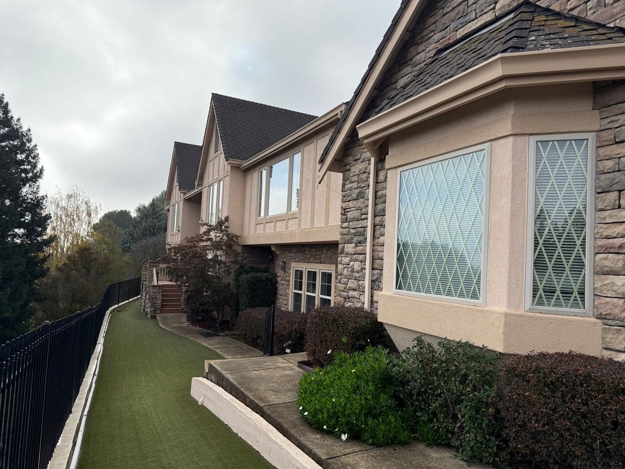 15775 Casino Real - Photo 4 of 26