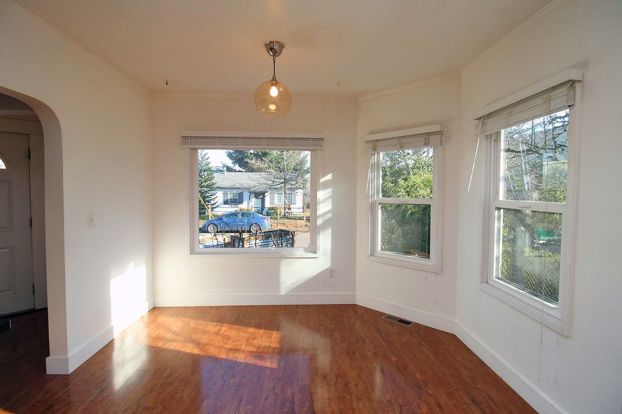 1005 Ne 58th Ave - Photo 7 of 31