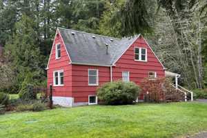 featured image of 23418 Union St #R