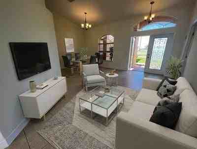 433 Nw 24th Ter #1 - Photo 3 of 50