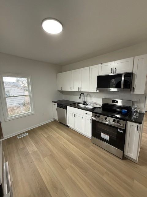 356 Vine St #1 - Photo 3 of 14