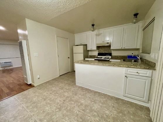 41342 Roberts Ave #1 - Photo 2 of 11