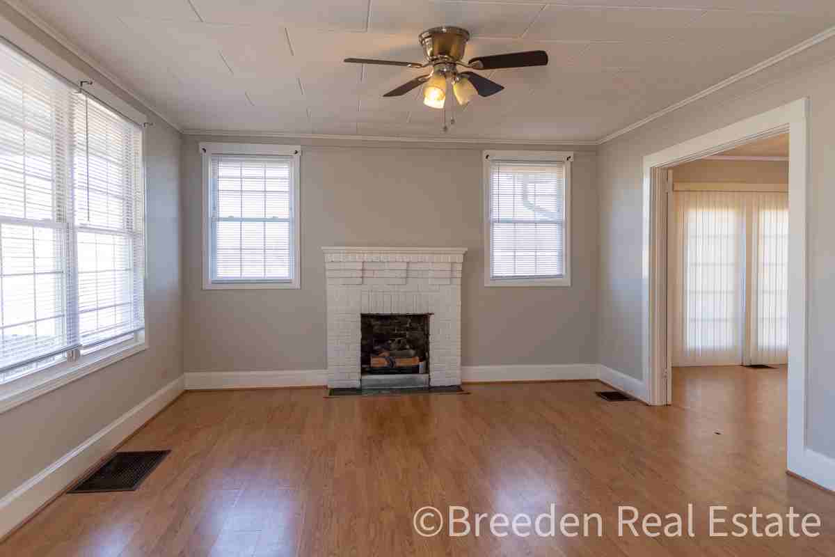 3220 Lytle Dr #1 - Photo 3 of 16