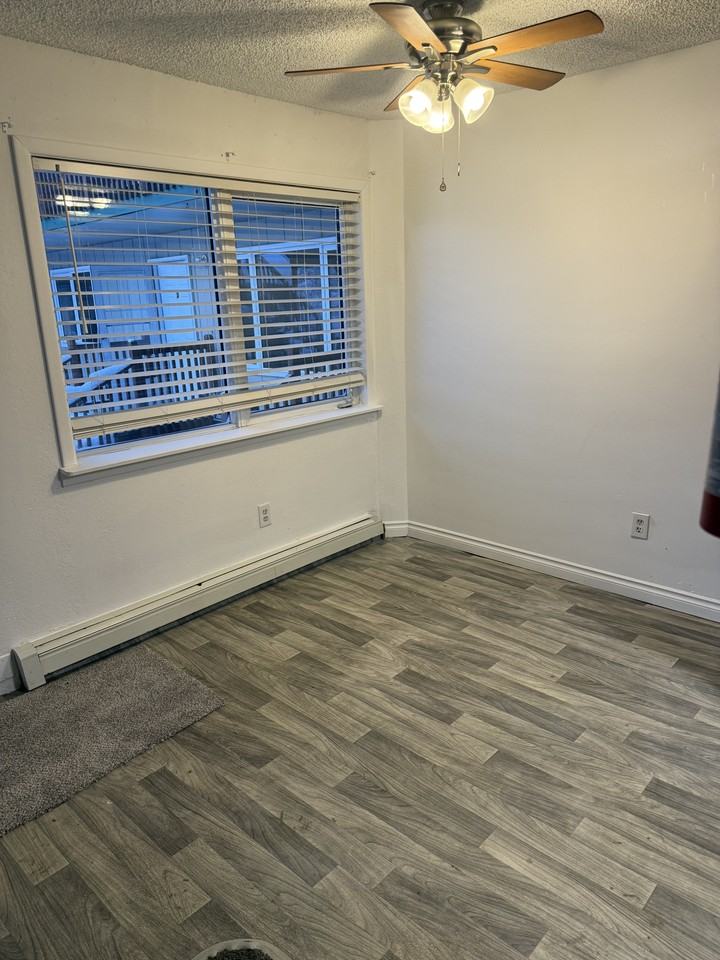 100 B Street - Photo 7 of 14